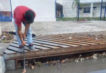 Trabaja COMAPA en limpieza de drenes y pluviales en diferentes sectores