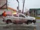 Patrullas de Tránsito auxilian a ciudadanos ante inundaciones en avenida Obregón