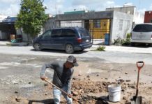 Atiende COMAPA fugas de agua potable en el Fraccionamiento San Valentín