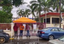 Maestros del IPN toman instalaciones y exigen destitución del subdirector y jefe administrativo