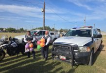Donaron Policías Viales material deportivo a niños y niñas