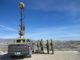Arriba a frontera de Laredo tanquetas militares artilladas con 100 militares