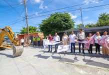 Vecinos y Alcalde de Reynosa dan banderazo a obra de drenaje en la Narciso Mendoza