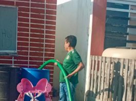 Continúa COMAPA abastecimiento con pipas en colonias con baja presión