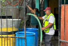 Distribuyen Municipio y COMAPA agua potable en Voluntad y Trabajo, Villa Florida y otras colonias