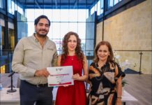 Asistió Carlos Peña Ortiz a presentación de la obra literaria El Olor de las Orquídeas