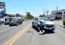 Se impactan unidades sobre el boulevard Morelos y dejan daños materiales