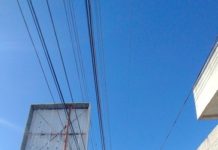 Unidad médica auxilia a victima al parecer se electrocuto