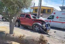 Accidente vial deja dos lesionados y daños materiales en la Jacinto López