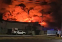 Investigan que origino voraz incendio en recicladora