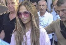 ¿Bochornoso momento para Jennifer Lopez? Le niegan entrada a una tienda Chanel