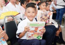 Inauguran ciclo escolar 2025/2026 con entrega de libros de texto y materiales educativos