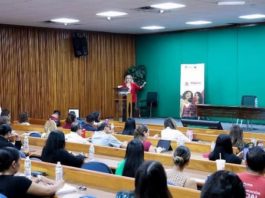 Realizan taller “Comunicación incluyente y no sexista”