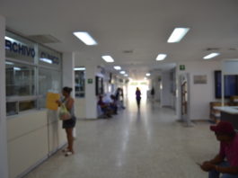 Hospitales públicos y privados deben reportar a la SS las atenciones e ingresos