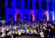 Conmemora Tampico Inclusión de Comunidad Sorda con Encendido Temático en Edificio del DIF Municipal