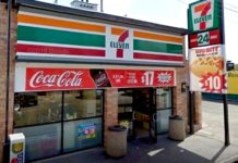 Ratero amaga con pistola a empleados para asaltar tienda y llevarse el dinero