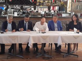 Firman convenio el IMCP región Noreste con Faculta de Comercio