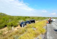 Aparatoso accidente deja daños materiales y obstrucción vehicular