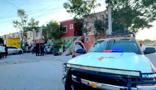 Investigan tragedia en colonia popular, tras encontrar sin vida a una mujer y un menor