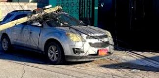 Accidente deja cuantiosos daños materiales en apartado sector de la ciudad