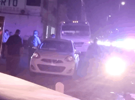 Choca pecera y unidad en carretera Río Bravo-Reynosa dejando daños