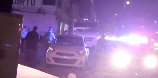 Choca pecera y unidad en carretera Río Bravo-Reynosa dejando daños