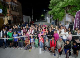Mónica Villarreal Anaya inaugura obra de pavimentación en la colonia Tancol