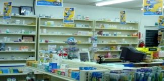 Rateros asaltan farmacia se presume sean los mismos que andan asaltando comercios y negocios