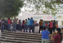 Caos en el Centro de Salud de Tampico, padres pernoctaron anoche para alcanzar la vacuna BCG