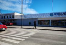 Implementan operativo vial en exterior de cementerios municipales con motivo de Día de Muertos