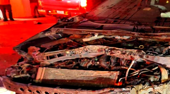 Accidente deja cuantiosos daños en unidades y lesionados (1)