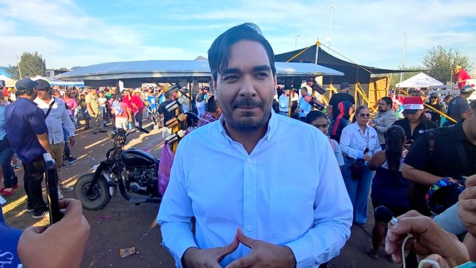 Alcalde Carlos Peña Ortiz, invitan a Desfile Navideño Reynosa 2025