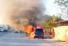 Bomberos sofocan incendio en unidad que dejo daños materiales