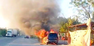 Bomberos sofocan incendio en unidad que dejo daños materiales