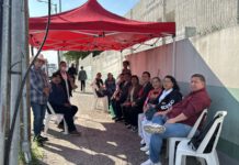 Sindicalizados toman dirección del Canseco y mantienen plantón al exterior del hospital exigiendo justicia laboral