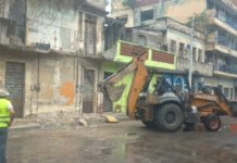 Podrían multar a propietario de edificio cuyos bloques de su cornisa se desprendió