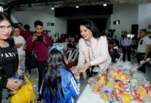 Mónica Villarreal fortalece la educación con la entrega de Becas Municipales