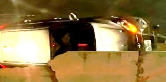 Vuelca unidad en carretera a Monterrey dejando daños materiales