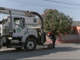 Realizan limpieza y desazolve en las líneas de drenaje