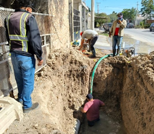 Trabajó COMAPA en reparación de fuga de agua en colonia Voluntad y Trabajo
