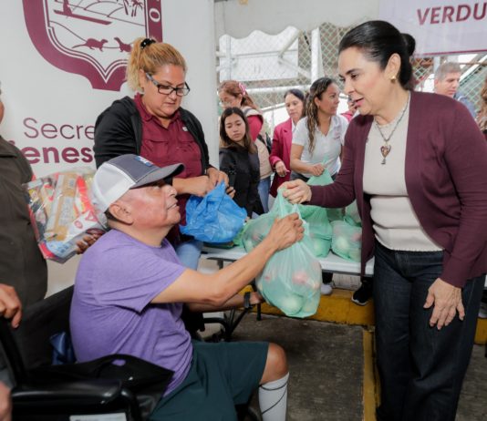 Encabeza Mónica Villarreal Jornada de Bienestar en la colonia Morelos