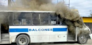 Se quema pecera y deja daños materiales