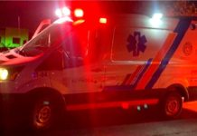 Unidad médica auxilia a motociclista en carretera Reynosa-Río Bravo