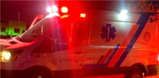 Unidad médica auxilia a motociclista en carretera Reynosa-Río Bravo