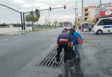 Realizaron cuadrillas municipales mantenimiento de pluviales en Reynosa