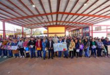 Becas Rita Cetina impulsa a estudiantes de secundaria en Villa Florida