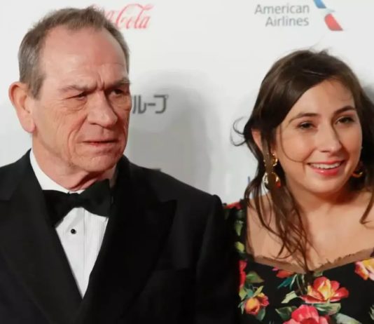 Tommy Lee Jones y su familia se pronuncian tras la muerte de su hija Victoria