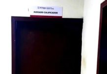 Arrestan a par de escandalosos por molestar a la ciudadanía