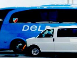 Chocan unidades en carretera a San Fernando dejando daños materiales