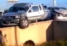 Chocan unidades y dejan cuantiosos daños materiales